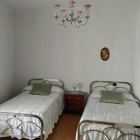 Casa Antigua En Navahermosa *